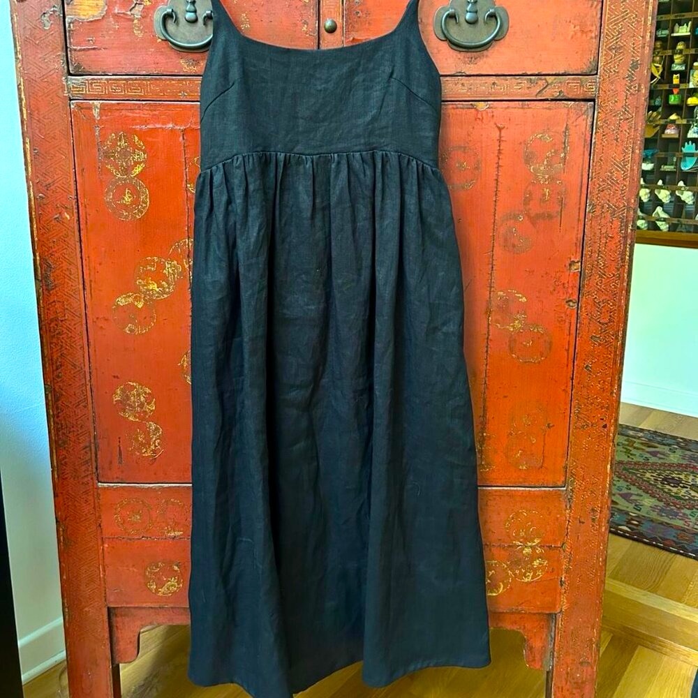 Dissh - SUNNY BLACK LINEN MIDI DRESS